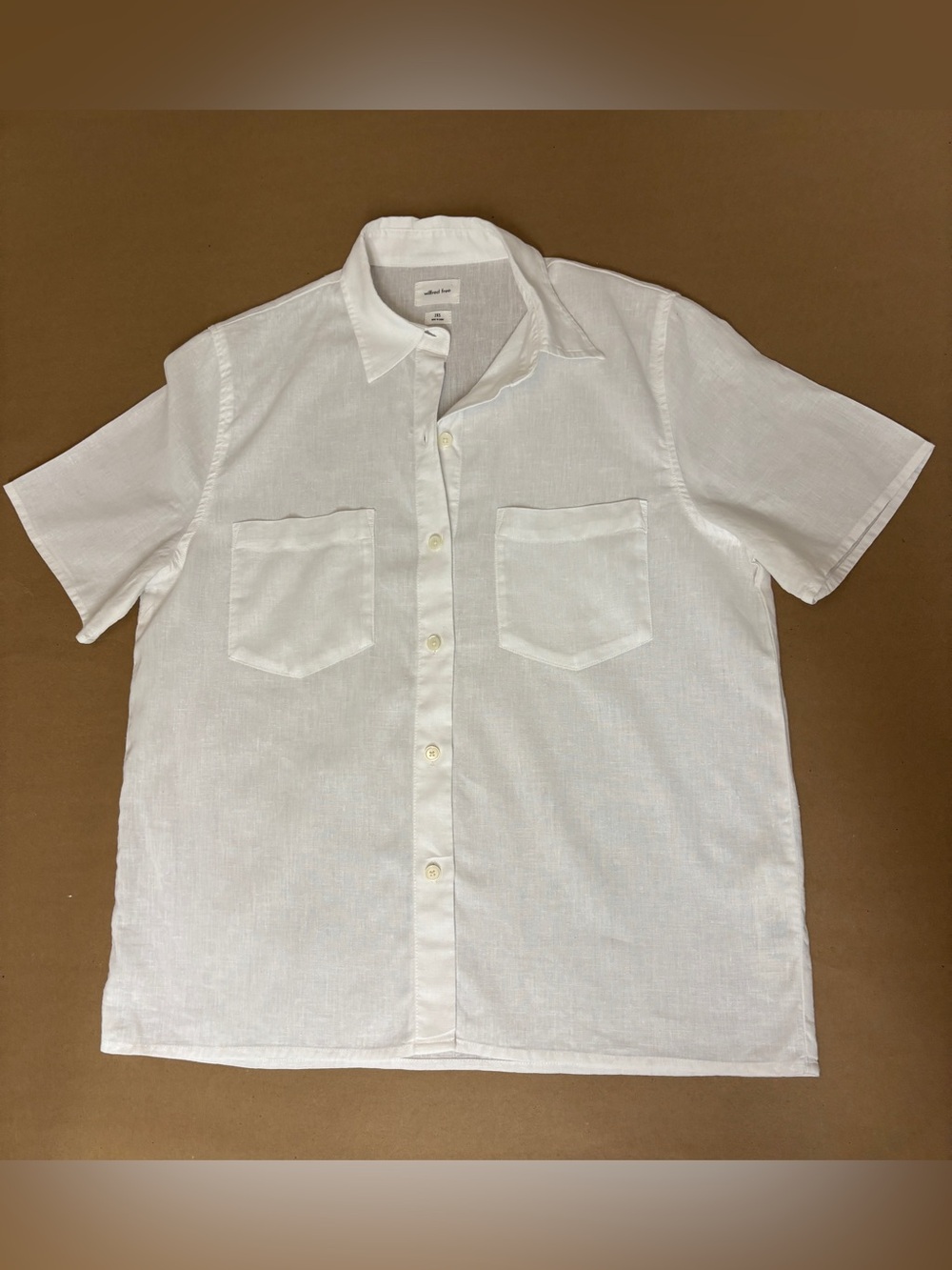 Aritzia Wilfred Free White Linen Blend Short-Sleeve Button-Down Shirt